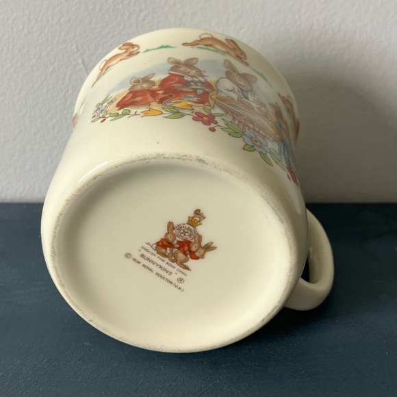 Bunnykins Royal Doulton “celebrate your christening” mug - Picture 5 of 6